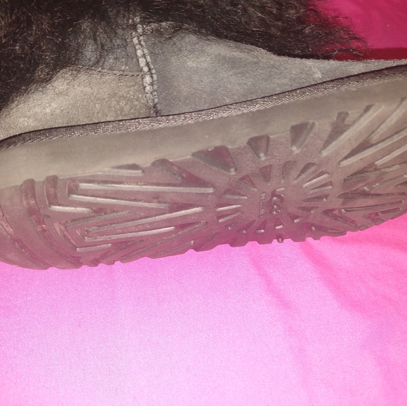 UGG Mongolian fluff boots - Picture 4 of 4